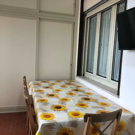 Brezza Marina Cefalu Апартаменти