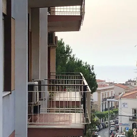 Апартаменти Brezza Marina Cefalu
